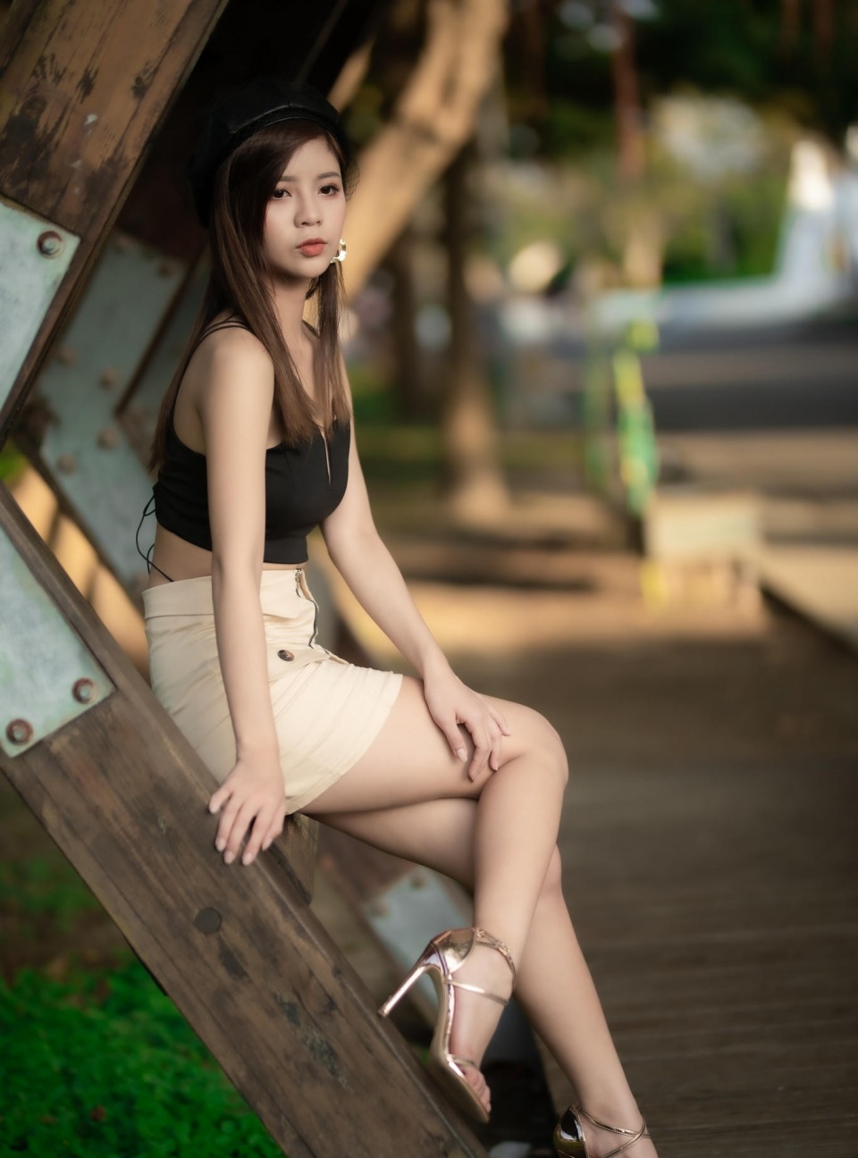 街拍时尚清凉美女