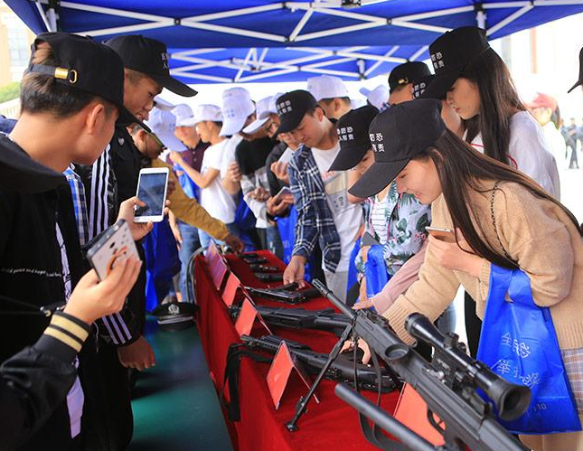 我国这所大学很神秘，校内设有“禁区”，入学前还要签署保密协议