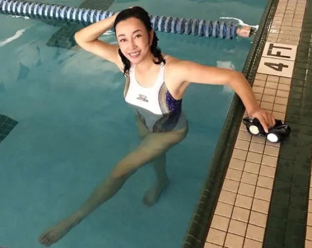 中国8大美人今昔颜值对比，有人整容颜垮，有人优雅老去，差距大