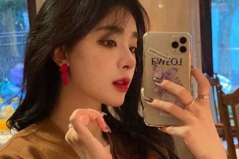 19岁女大学生追求45岁老板会有结果吗