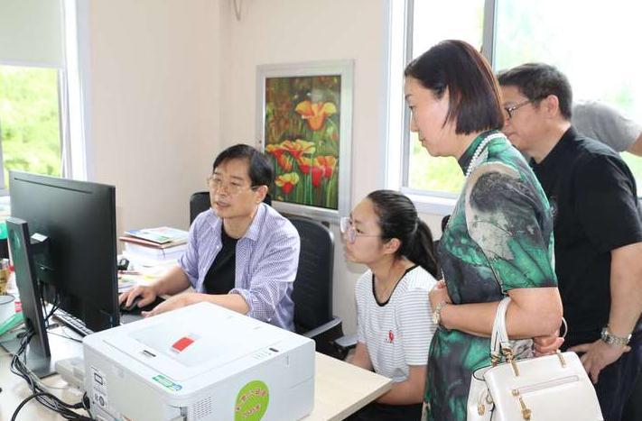 江苏考生高考411分，被南京大学王牌专业录取，全家人却笑不出来