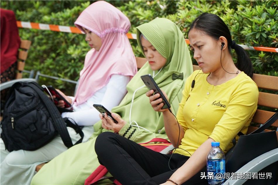 性剥削、生育工具、母职：成为抢手货的菲律宾女佣，为何有哀愁？