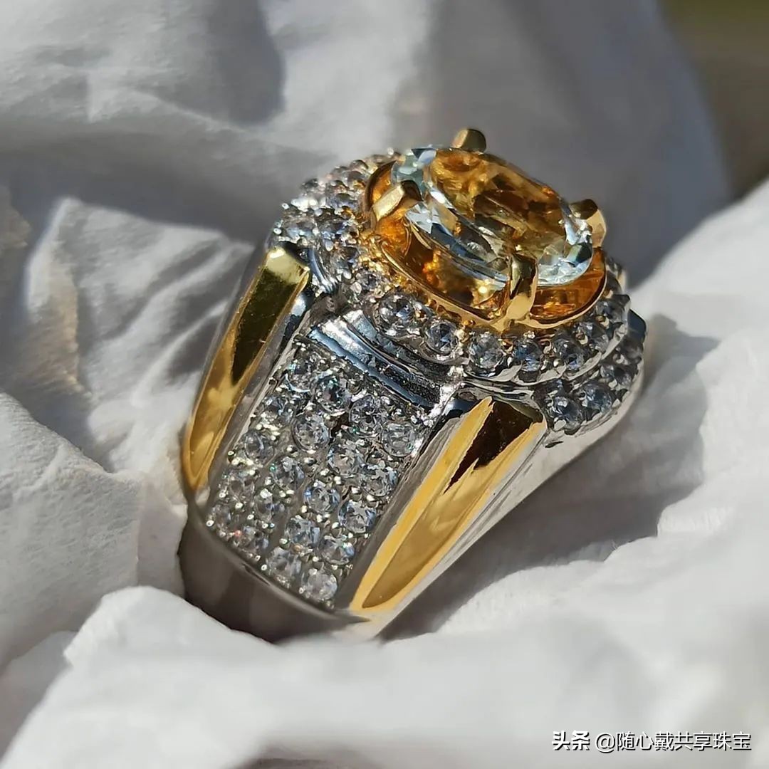 巴西米纳斯吉拉斯州是最重要的高品质托帕石产地之一,那里的托帕石