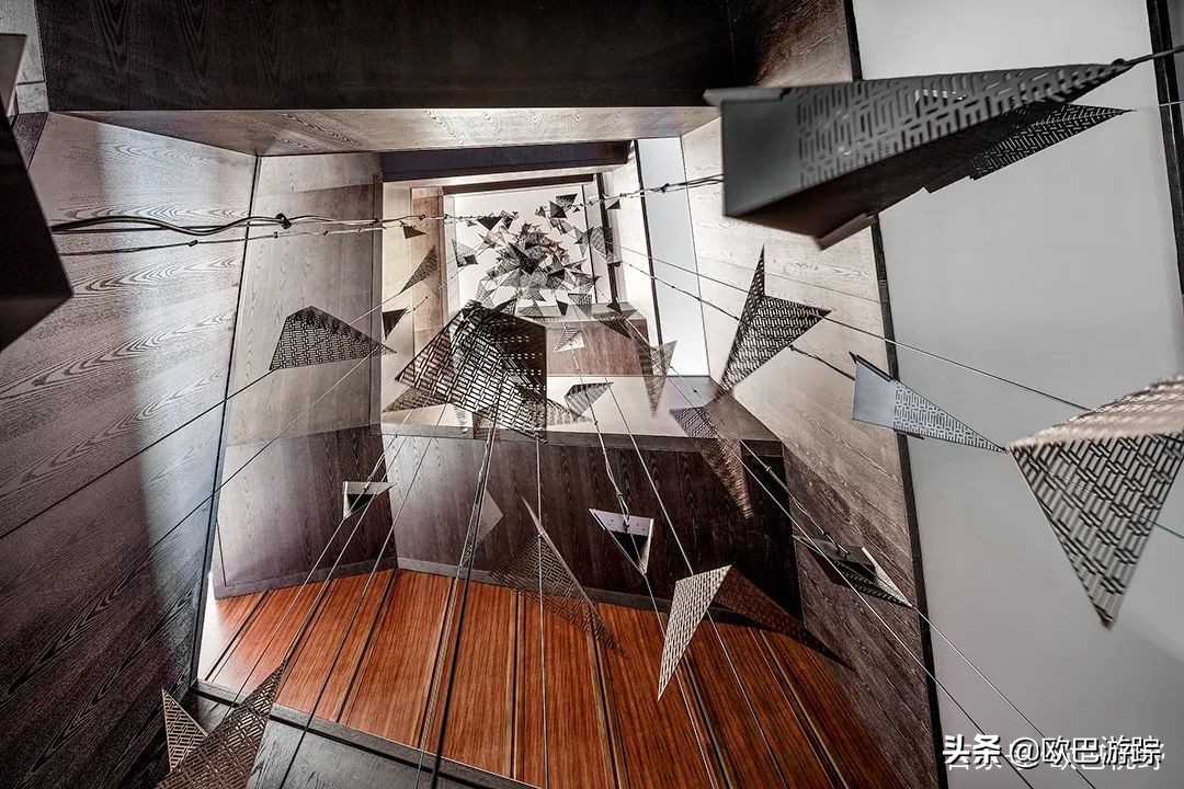 厦门这家奢牌酒店，毗邻繁华，却又遁于静谧迷人的港湾