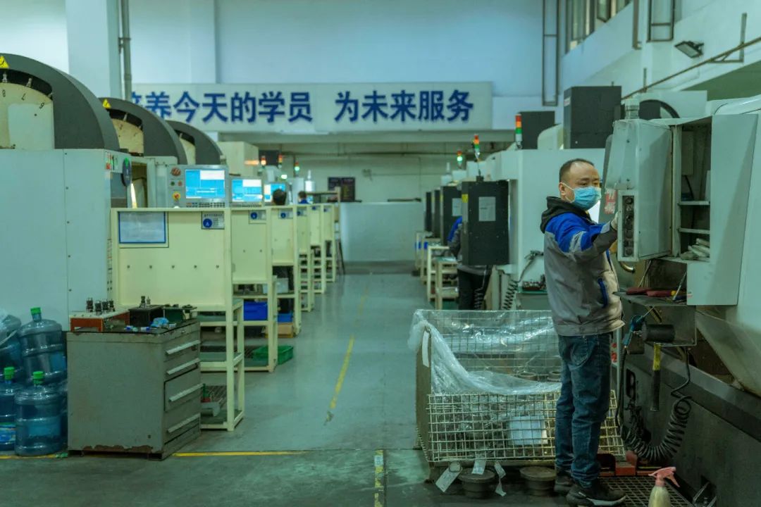 招不到工的人力中介：拿什么吸引你，年轻人？