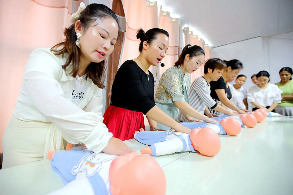新开的家政公司,第一位家政阿姨如何招募?试试这③大方法