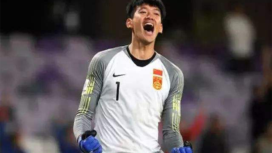足球五號球衣代表什么（國足號碼文化，5號無人撼動，10號責(zé)任最大，蒿俊閔真無愧8號球衣）