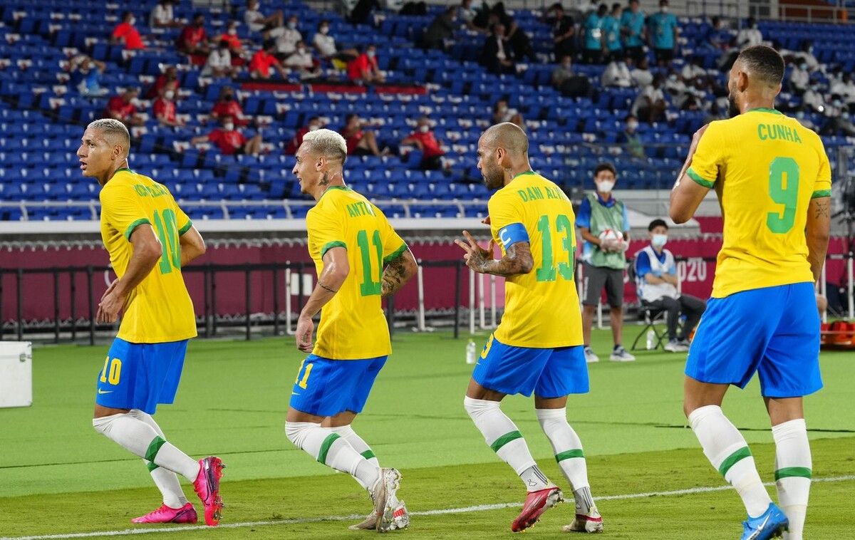 奥运男足半决赛前瞻：巴西3：0墨西哥，桑巴军团连续3届闯进决赛