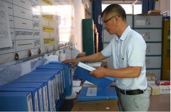 录取通知书到手别急着高兴，准备好“一档三证”，才能顺利报到