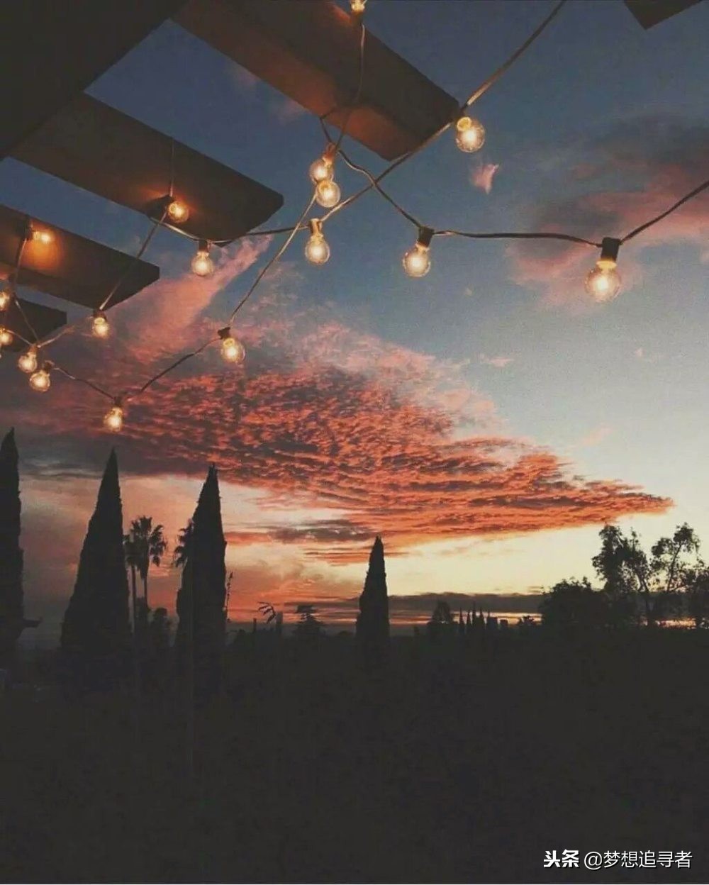 文字控喜欢的文艺个性说说配图:愿你们得偿所愿,而今成全快乐