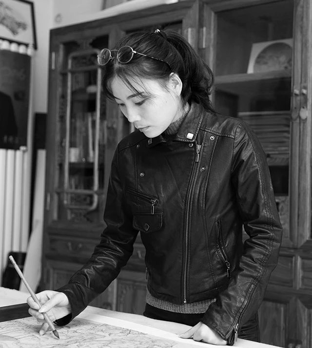 李丽莎欧洲杯破解版视频（「365星计划」封面人物丨李丽莎：绘画是人类精神的自我追问）