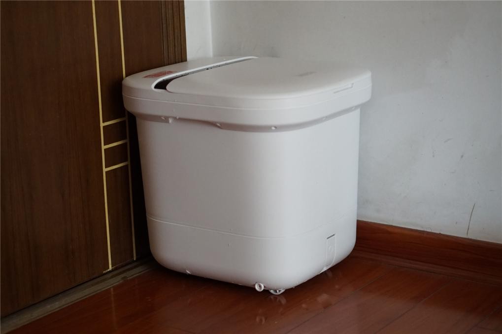 哪款足浴盆好用？實測HITH T1足浴盆：5D按摩、恒溫，泡腳太舒服了