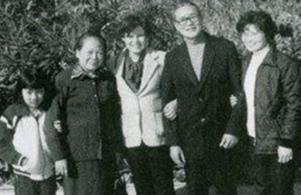 1960年军统“头号杀手”出狱，却得知妻子早已改嫁，他如何处理？