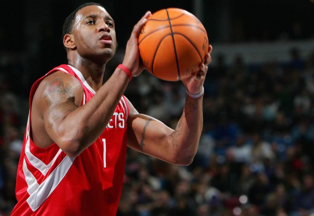 麦迪为什么不在nba举行退役(麦迪已经入选篮球名人堂为什么却没有球衣