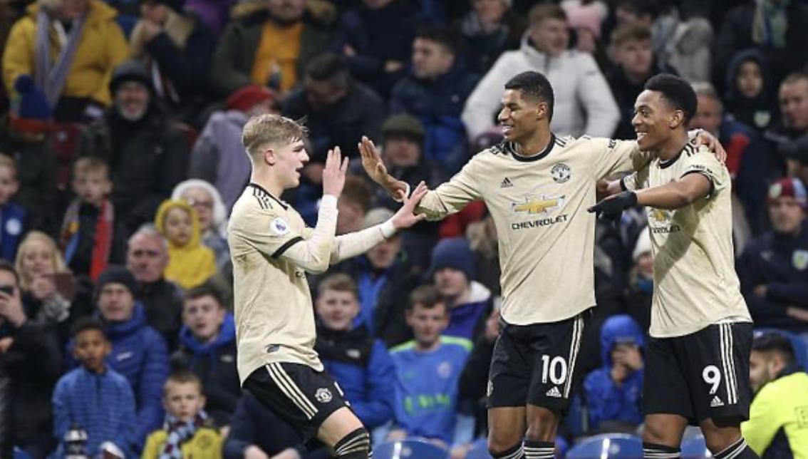 阿森纳对曼联视频直播（「英超直播：阿森纳vs曼联」二弟三弟新年抢戏，曼联踩着枪手争四）