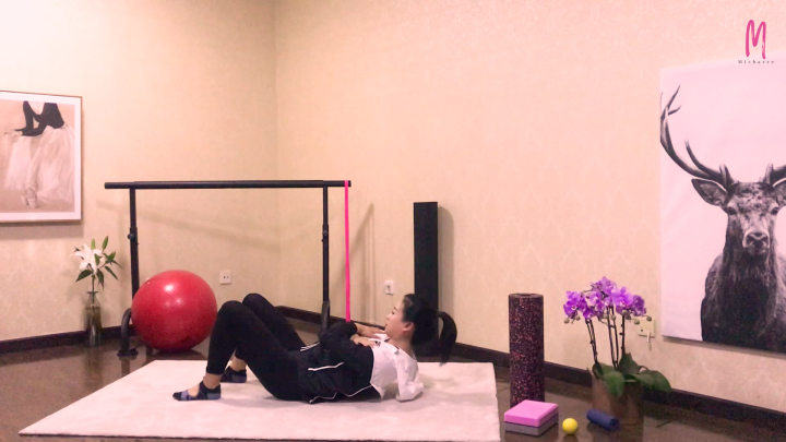 含胸、腹部突出？你需要练习这三个动作