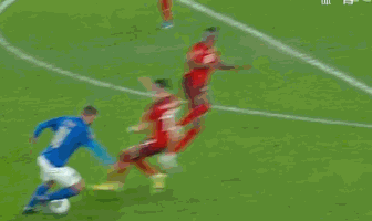 世预赛意大利1-1瑞士（世预赛-意大利1-1瑞士仍居榜首 迪洛伦佐建功若日尼奥失点）