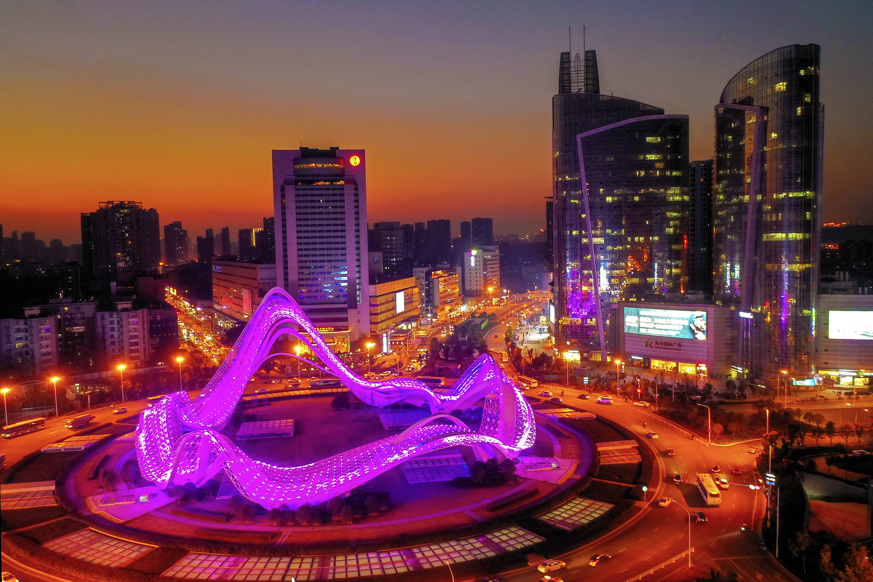 武汉光谷广场 武汉光谷广场在哪个区-徐拾记官网