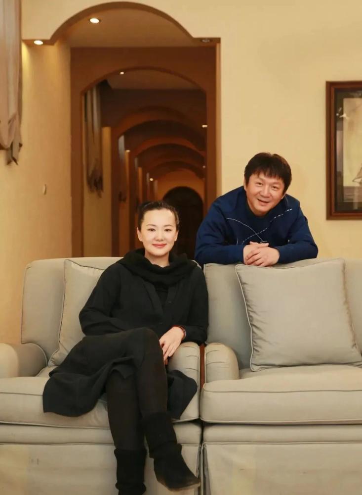 情史干净的10位女星，各有各的浪漫，有人已与丈夫相爱38年
