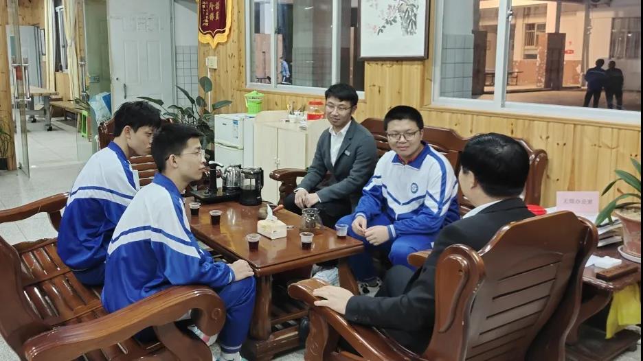 喜报 | 西山学校3名学子在第38届全国中学生物理竞赛（福州赛区）中取得优异成绩