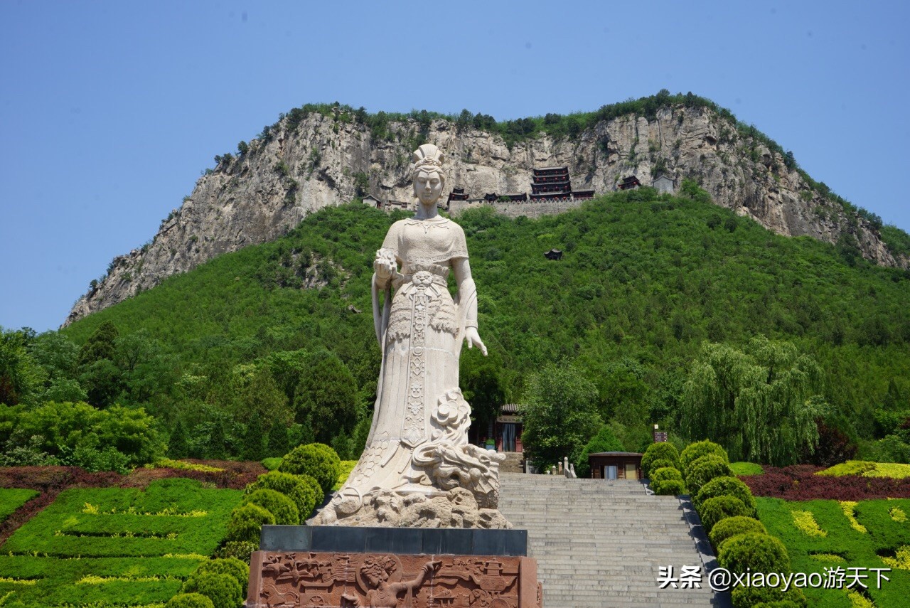 景区位于邯郸市涉县中皇山上,占地面积5平方公里,是神话传说中女娲 "