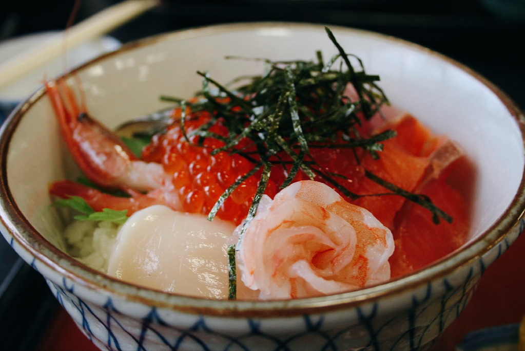 日本的美食有哪些（盘点日本各种美味的海鲜美食）