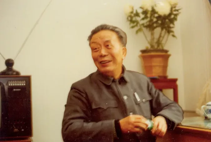 走过青果巷的艾青，收获了爱情也留下了《常州》诗篇