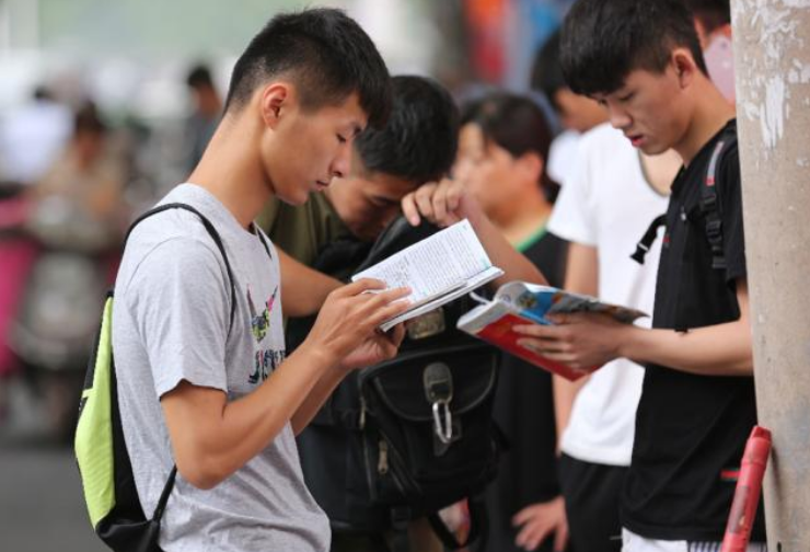 都是专科，430分考上和200分考上一样吗，差距不是一星半点