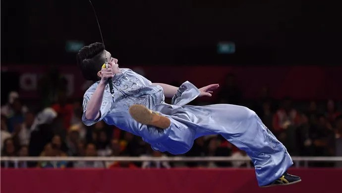 6岁练武，13岁获20枚金牌！重庆女孩代表中国出战，站上最高领奖台！