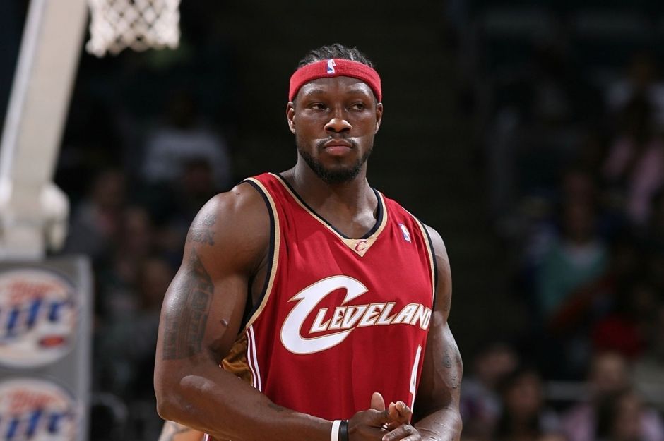 大本和马龙谁更强壮(本·华莱士是不是nba历史上最强壮的球员?