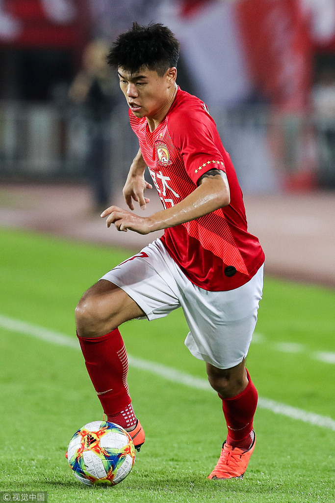 杨立瑜替补建功（从替补席生闷气到收获亚冠首球！爱拼的杨立瑜运气不会差）