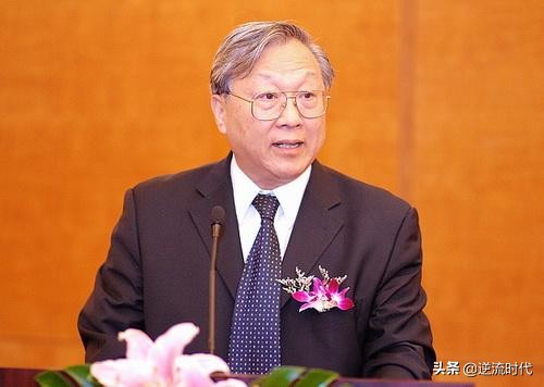路甬祥：拥有七国院士头衔和18个博士学位，是浙大第二伟大校长