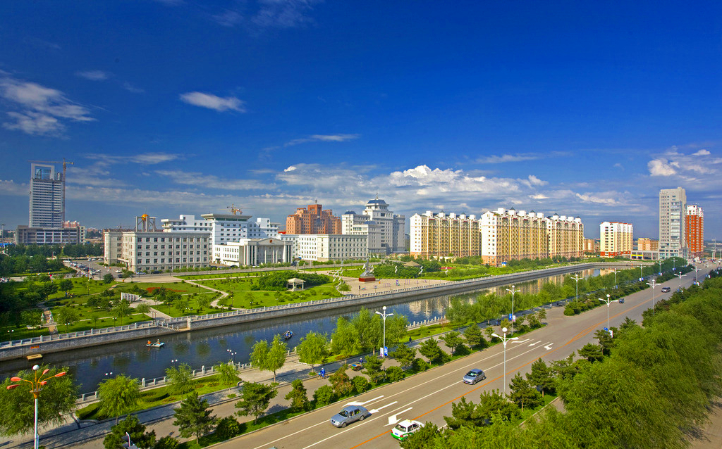 吉林省有四平市，辽宁省有老四平镇，它们是怎样的关系呢？