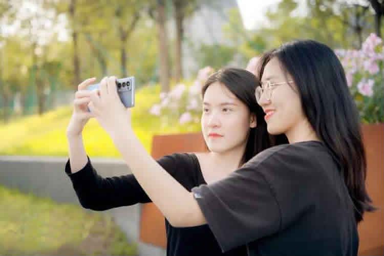 献给准大学生们的礼物，这些手机值得买