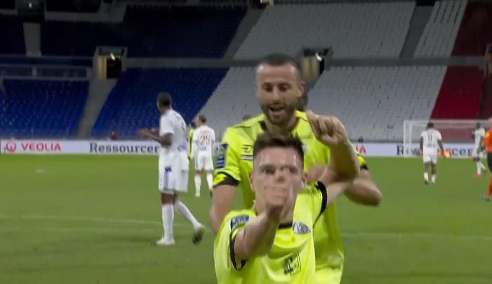 法甲积分射手榜（法甲最新积分战报 仅次于姆巴佩 德佩造4球 里昂大胜排名第2）-趣拿体育