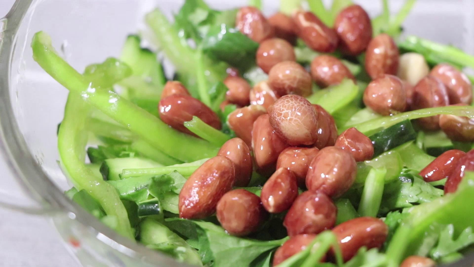 教你"东北老虎菜"的家常做法,又香又辣的下酒凉菜