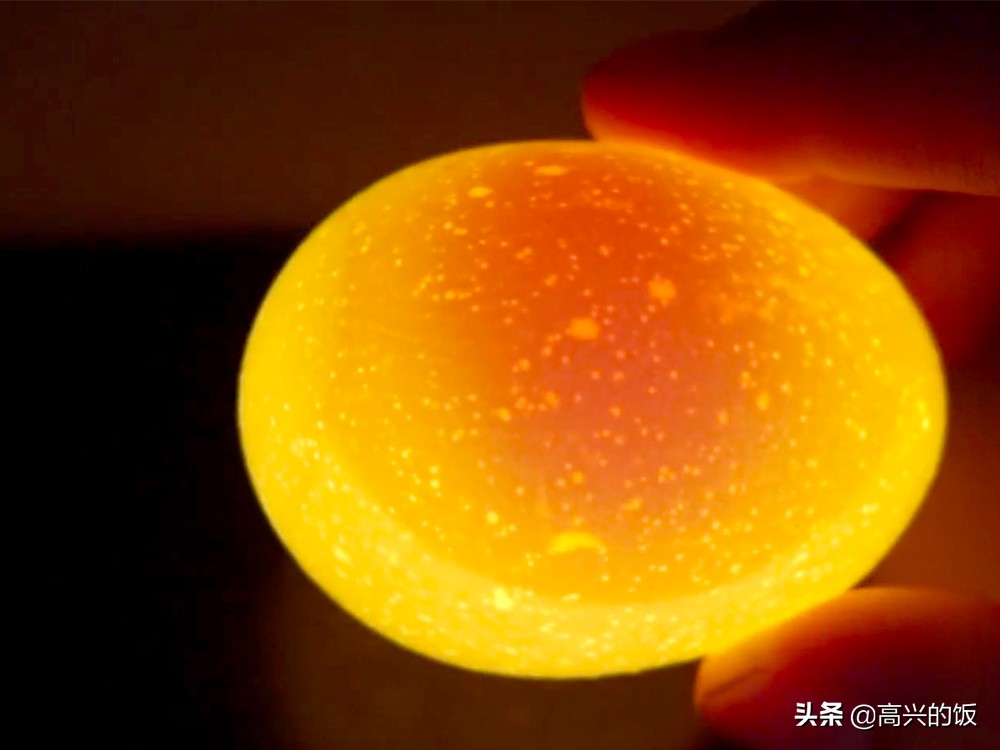 买鸡蛋时，“3招”辨别鸡蛋是否新鲜！超市、菜市场也能轻松操作