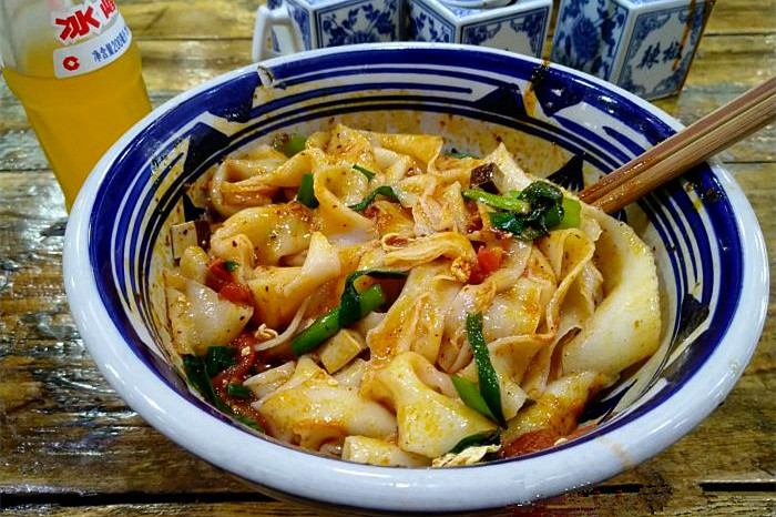 中国25个地方的面条做法，小众但美味，看看有你家乡的面条吗？