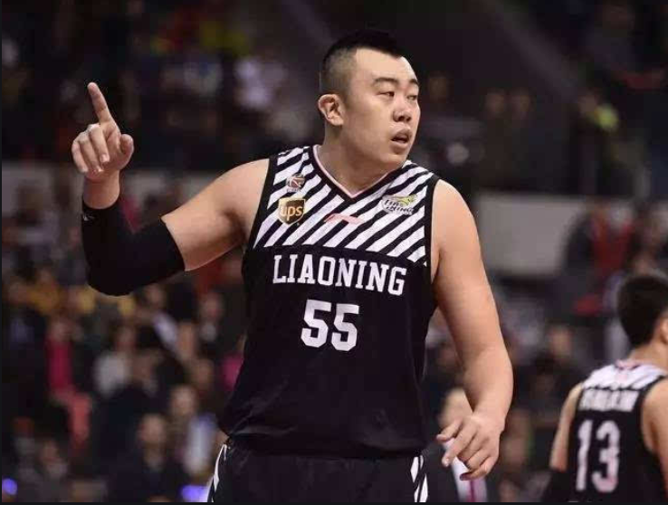 nba有哪些辽宁籍球员（辽宁男篮队史上的十大国内球员）