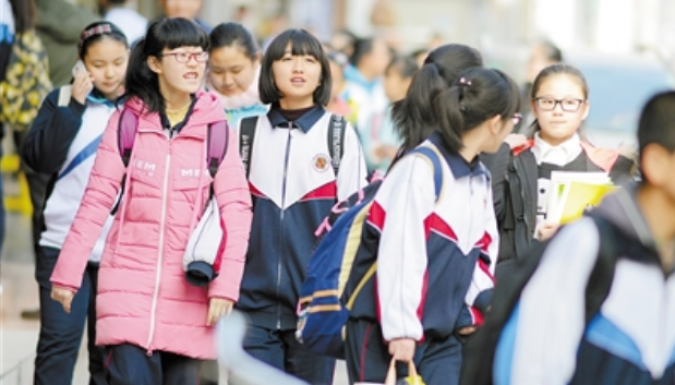 2021中小学寒假时间表已出，部分地区迎来超长假期，学生兴奋不已