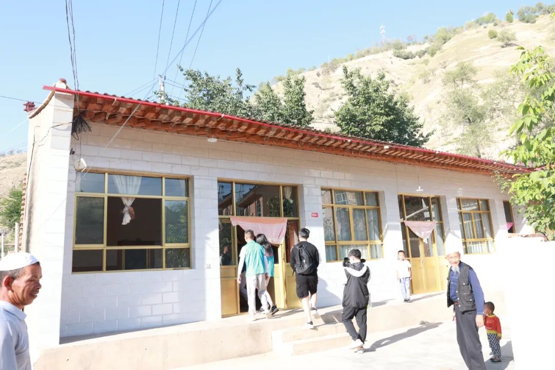 奥运冠军何冲与东乡少年：相信人生还有另一种可能