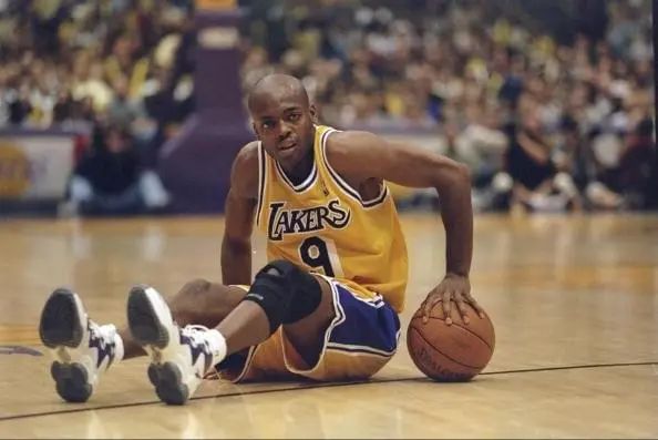 为什么nba统计比较客观（数据造假：NBA“大家都懂”的潜规则？带你了解不一样的NBA）