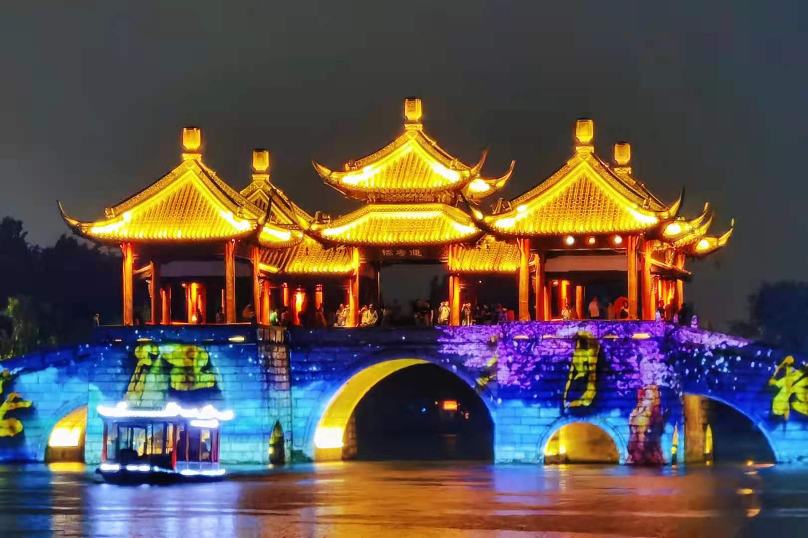 扬州旅游怎么这么火?夏日开启夜游模式,重走唐诗之路插图1 扬州旅游怎么这么火?夏日开启夜游模式,重走唐诗之路