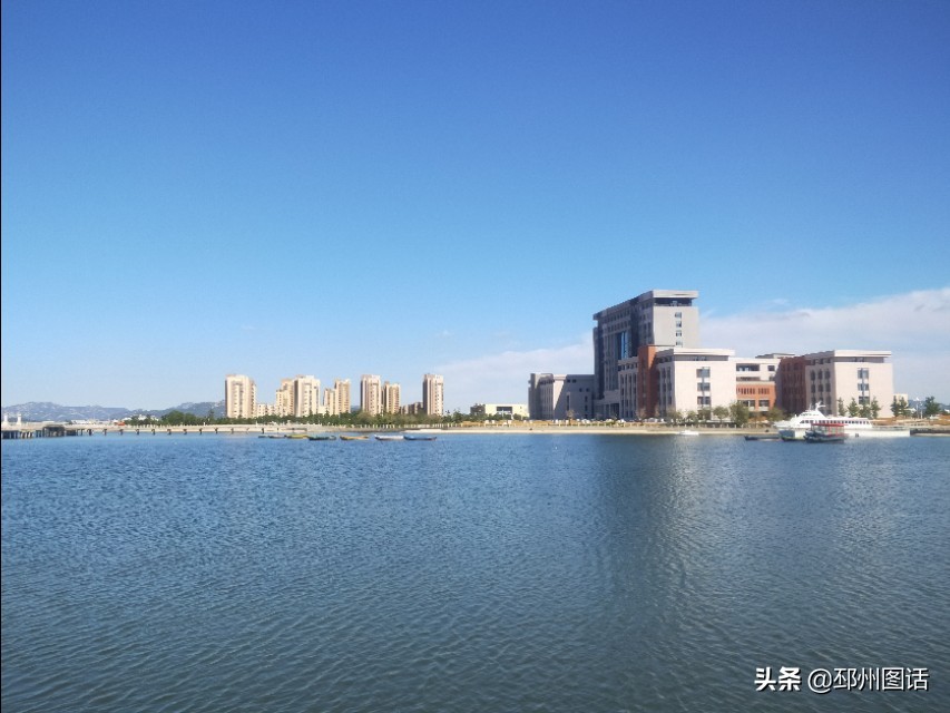 美丽的校园，威海职业学院