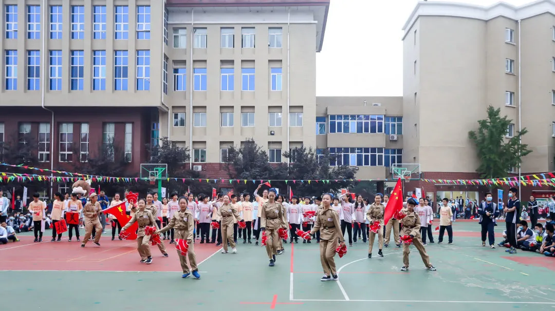 北京市建华实验学校第三届秋季运动会成功举办