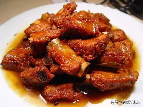 家人抱怨晚餐没新意？12道精选菜谱，每天试试新花样不重样