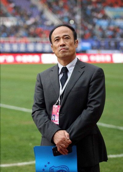 中国足球队队长是谁-被教练组一致批准进入国足的辽宁队队长,球员是