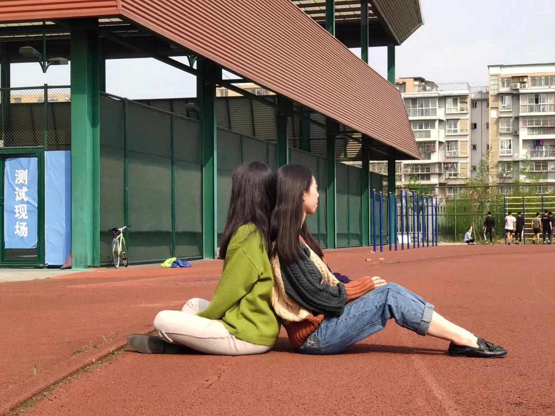 南充高中姐妹花与西南石大的七年之约