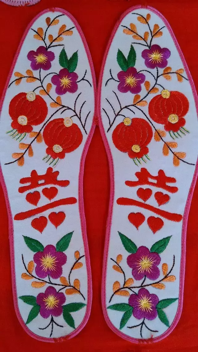 鞋垫花样图案大全(鞋垫花样图案大全手工高清晰)-骁龙网