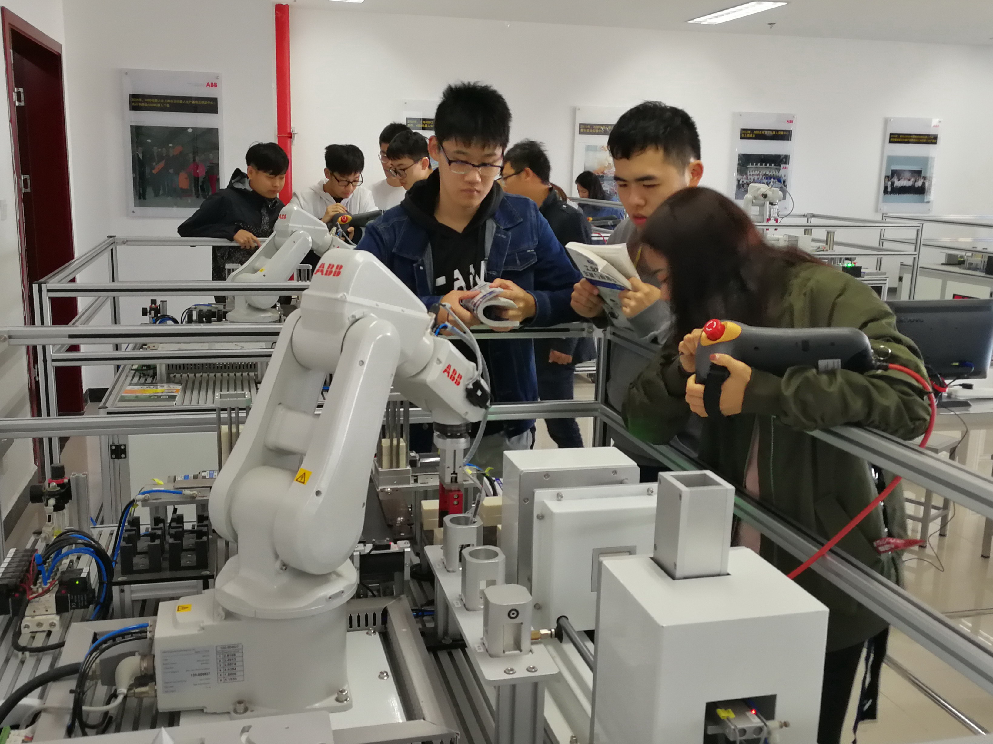 金陵科技学院：新兴崛起的应用科技型大学